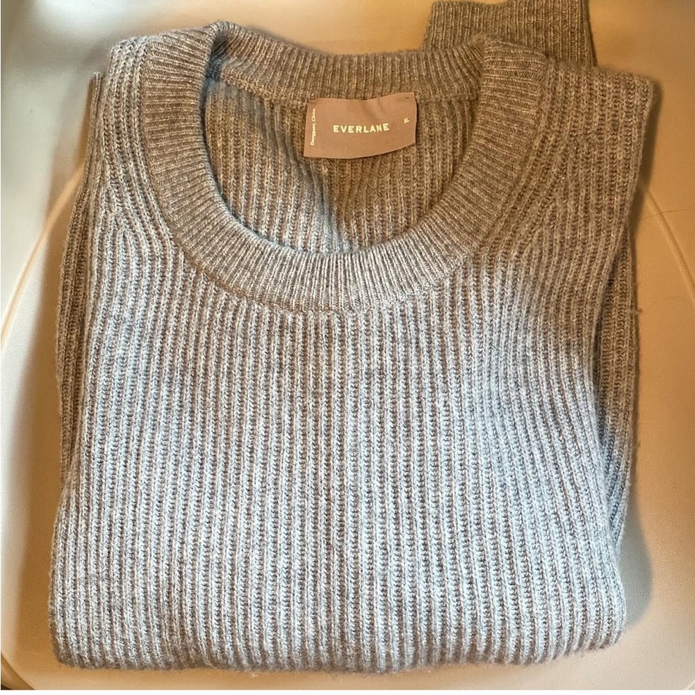 Everlane Light Gray Cashmere Ribbed Sweater